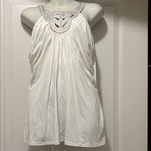 Elegant White Sleeveless Top